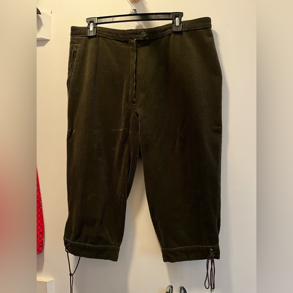 Men’s corduroy lederhosen